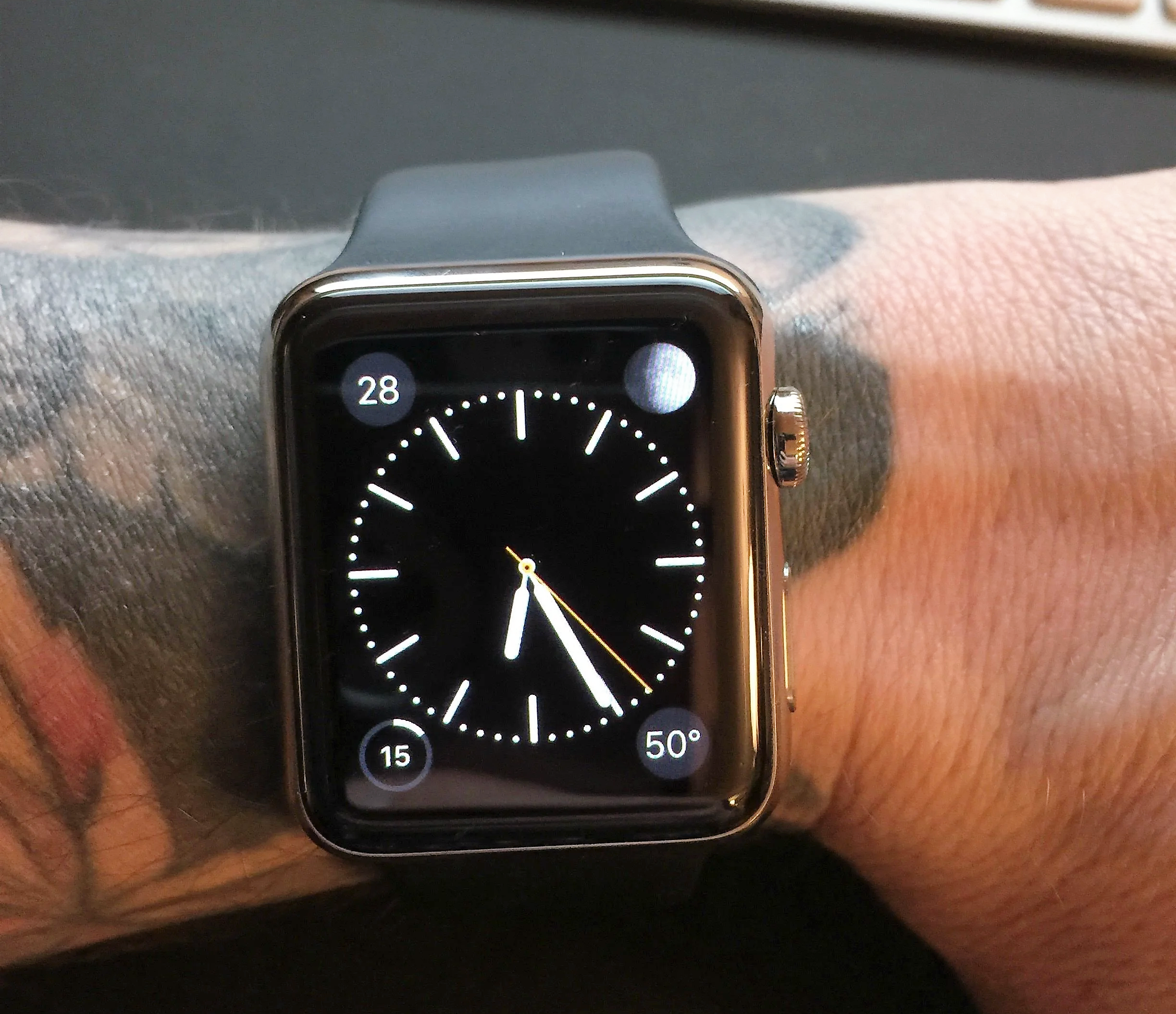 Chytré hodinky a tetování? Pozor, kérka ovlivňuje senzory! Chytré hodinky a tetování? Pozor, kérka ovlivňuje senzory!